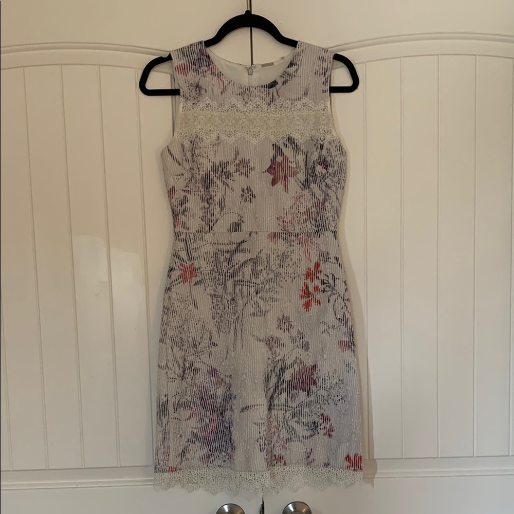 Elie Tahari Gray and Red Sheath Mini Dress